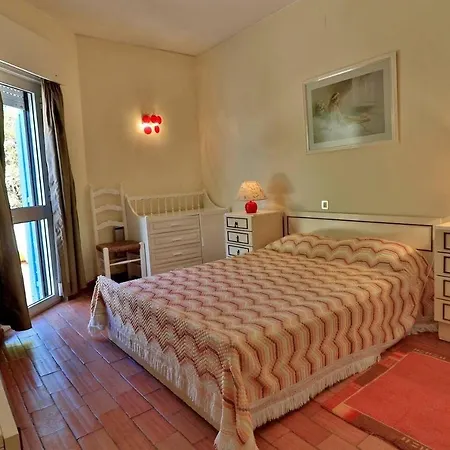 Casa 114 - Great Townhouse Few Minutes Walk From Beach Praca Gasthuis 3*